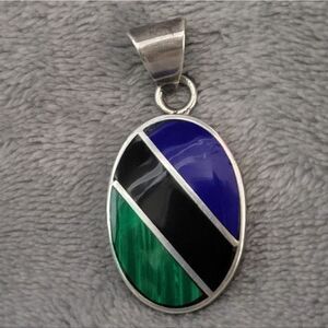Green/black/blue silver pendant